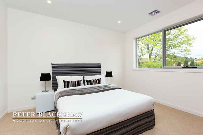 Lot 10/2/71 Novar Street Yarralumla Lot 10/2/71 Novar Street Yarralumla