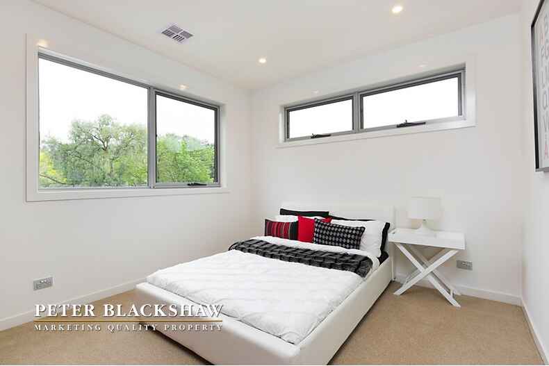 Lot 10/2/71 Novar Street Yarralumla Lot 10/2/71 Novar Street Yarralumla