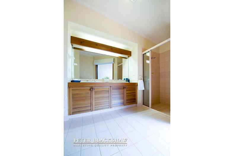 29 Rowntree Crescent Isaacs 29 Rowntree Crescent Isaacs