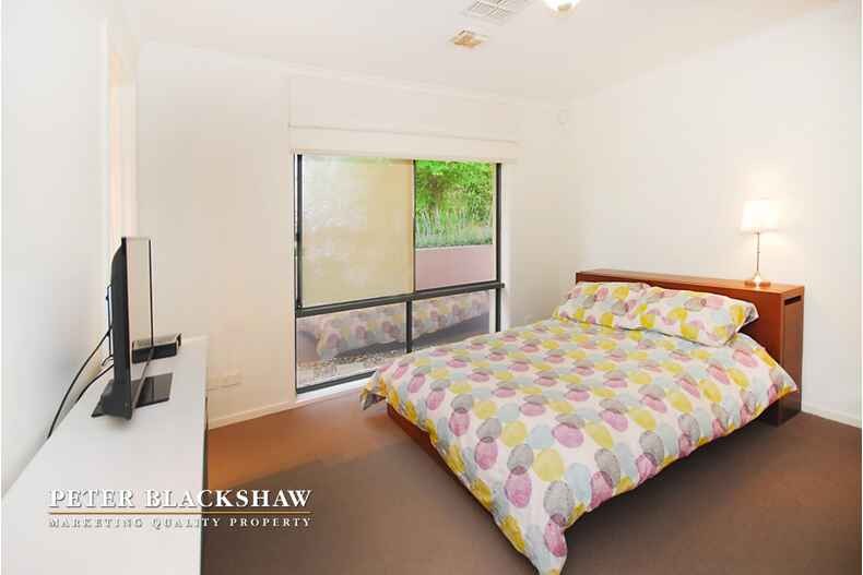 Lot 28/2/54 Hyndes Crescent Holder Lot 28/2/54 Hyndes Crescent Holder