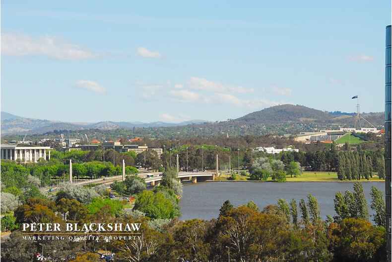 90/3 London Circuit City 90/3 London Circuit City