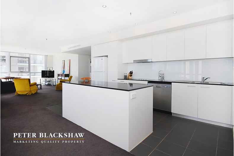 90/3 London Circuit City 90/3 London Circuit City