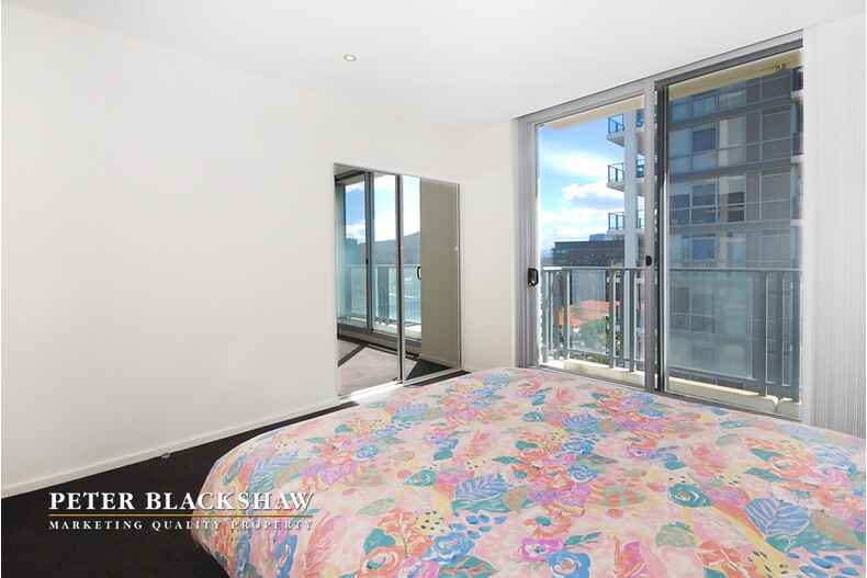 90/3 London Circuit City 90/3 London Circuit City