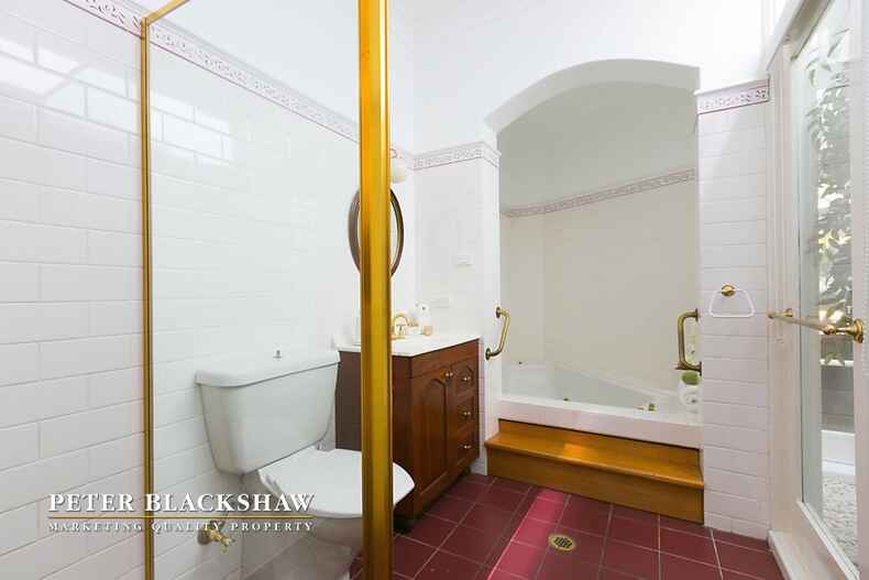 65 Flinders Way Griffith 65 Flinders Way Griffith