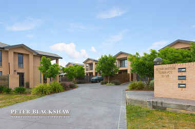 6/11 Hutchison Circuit Crestwood