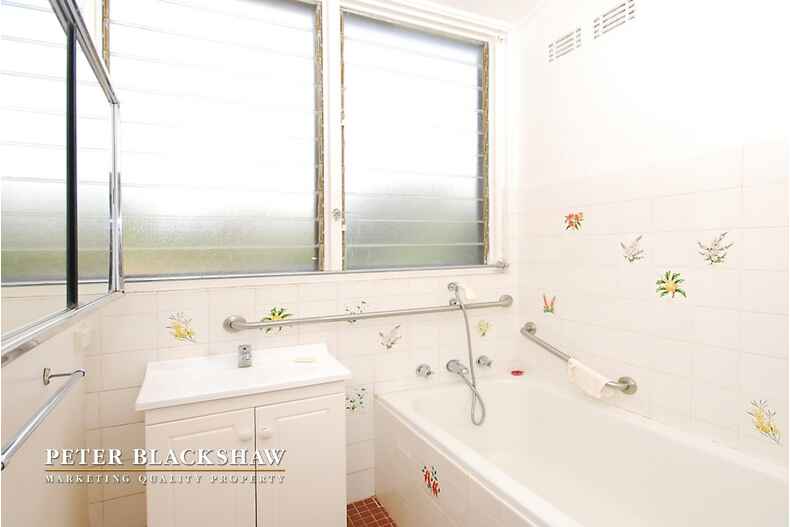 43 Gawler Crescent Deakin 43 Gawler Crescent Deakin