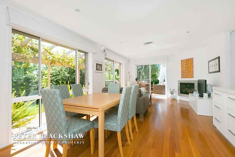 1 Coburn Place Isaacs 1 Coburn Place Isaacs