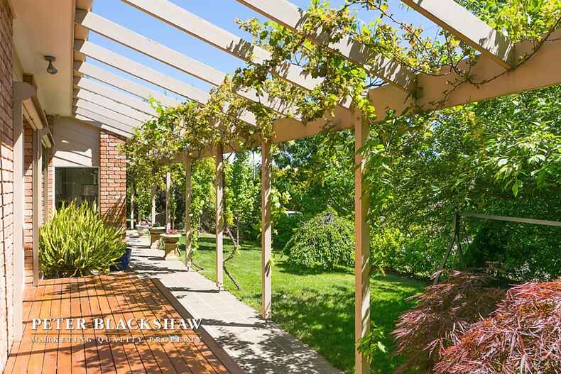 1 Coburn Place Isaacs 1 Coburn Place Isaacs