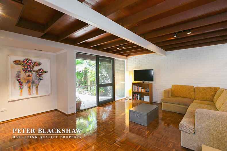 7 English Court Swinger Hill 7 English Court Swinger Hill