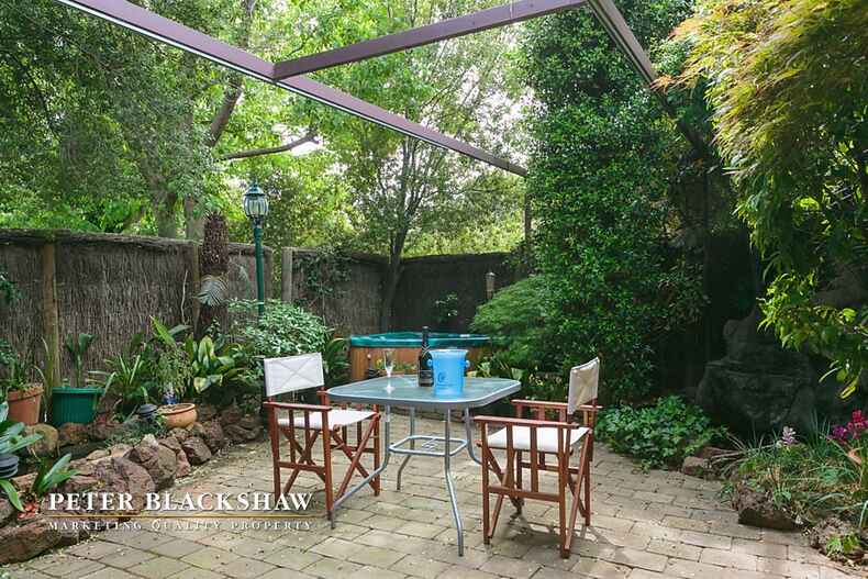 7 English Court Swinger Hill 7 English Court Swinger Hill