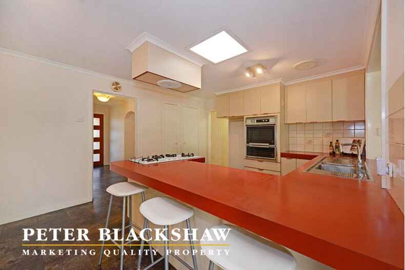 24 Severne Crescent Kambah 24 Severne Crescent Kambah