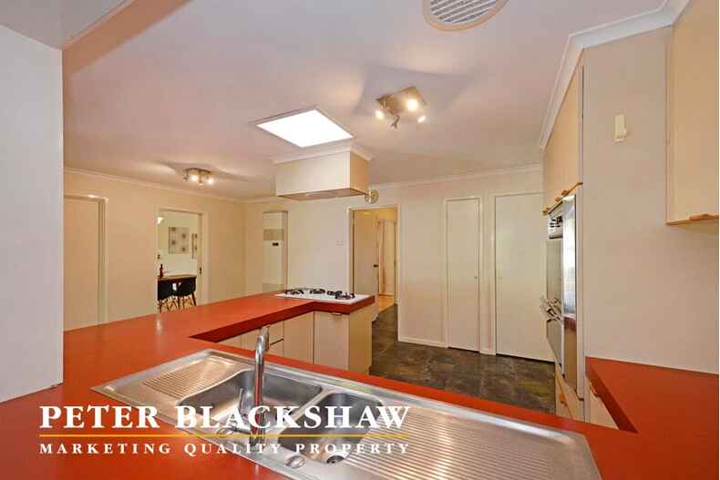 24 Severne Crescent Kambah 24 Severne Crescent Kambah