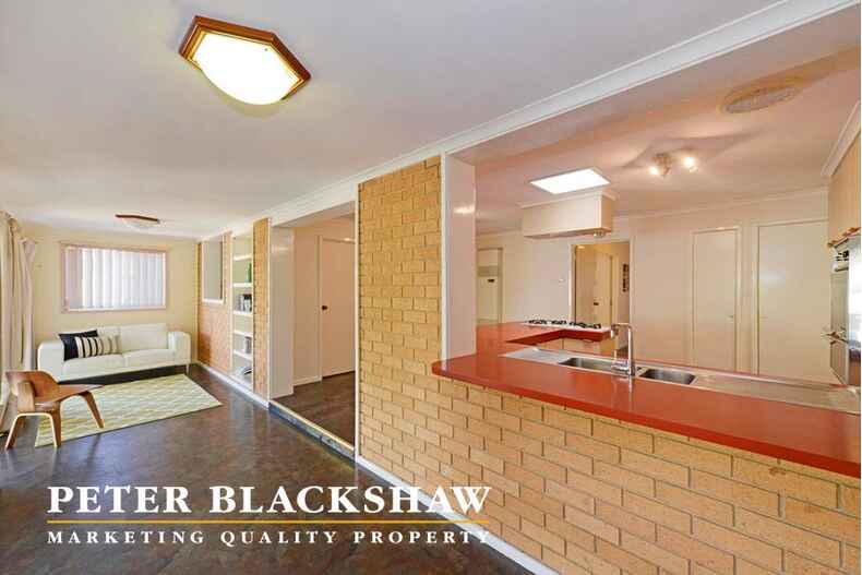 24 Severne Crescent Kambah 24 Severne Crescent Kambah