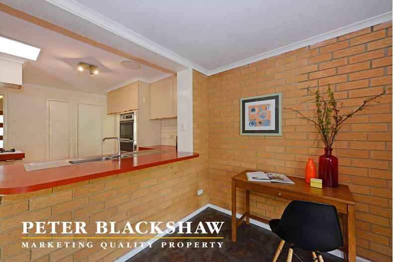 24 Severne Crescent Kambah 24 Severne Crescent Kambah