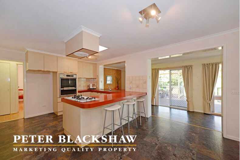24 Severne Crescent Kambah 24 Severne Crescent Kambah