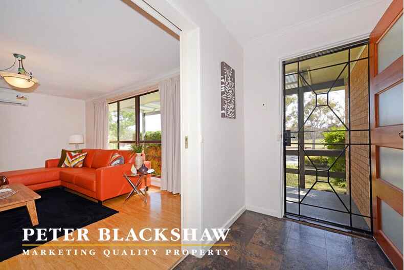 24 Severne Crescent Kambah 24 Severne Crescent Kambah