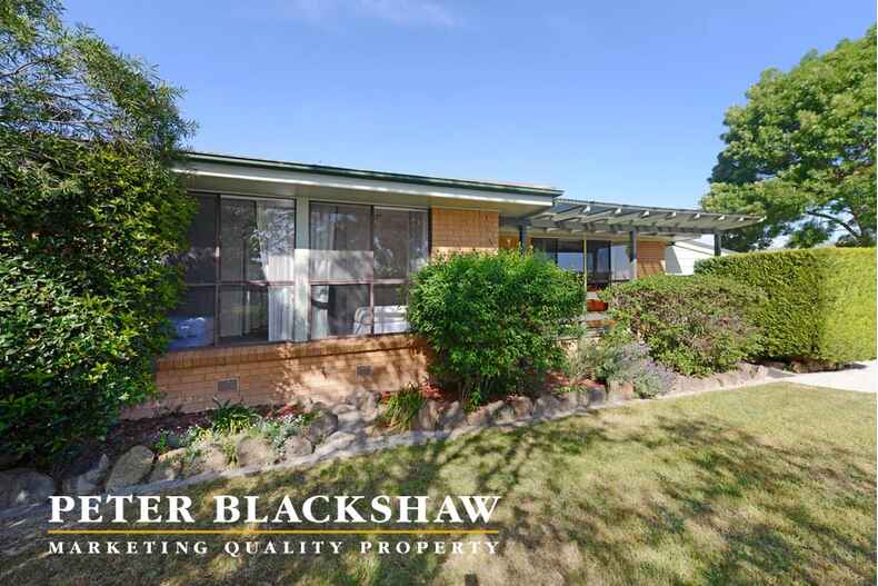 24 Severne Crescent Kambah 24 Severne Crescent Kambah