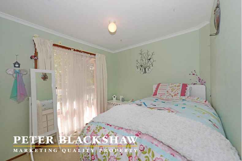 69 Scantlebury Crescent Theodore 69 Scantlebury Crescent Theodore