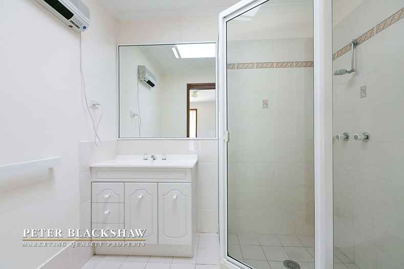 9 Wangara Crescent Queanbeyan 9 Wangara Crescent Queanbeyan