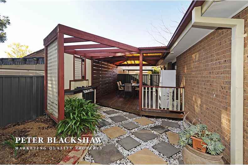 11 Burhop Close Theodore 11 Burhop Close Theodore