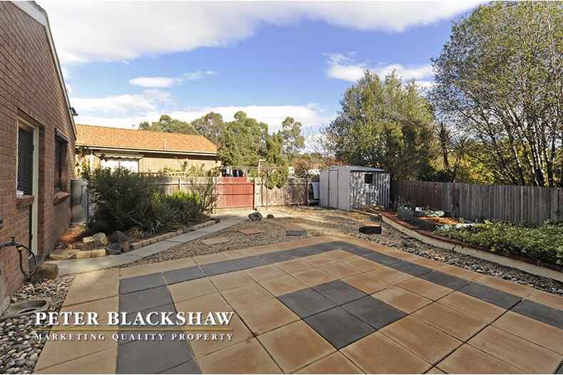 11 Burhop Close Theodore 11 Burhop Close Theodore