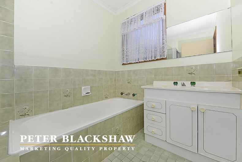 45 Macrossan Crescent Latham 45 Macrossan Crescent Latham