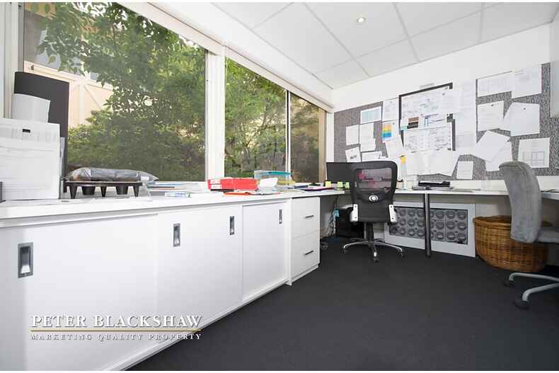 Manuka House 3/16 Bougainville Street Manuka Manuka House 3/16 Bougainville Street Manuka