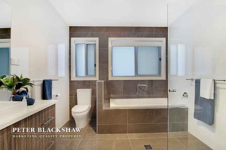 Lot 1/10 Thunder Circuit Harrison Lot 1/10 Thunder Circuit Harrison