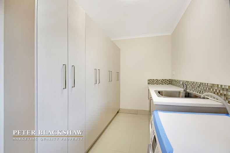 Lot 1/10 Thunder Circuit Harrison Lot 1/10 Thunder Circuit Harrison