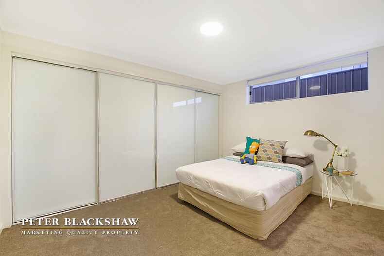 Lot 1/10 Thunder Circuit Harrison Lot 1/10 Thunder Circuit Harrison