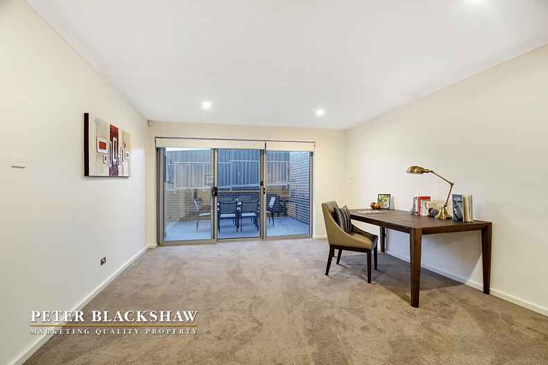 Lot 1/10 Thunder Circuit Harrison Lot 1/10 Thunder Circuit Harrison