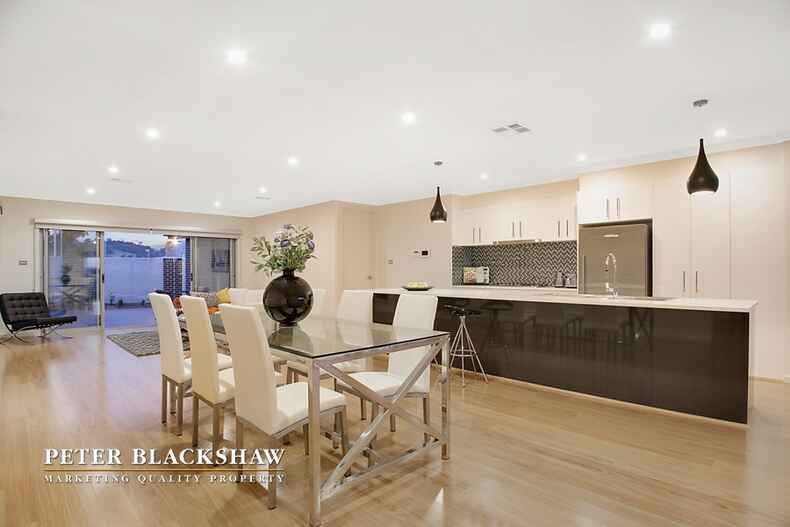 Lot 1/10 Thunder Circuit Harrison Lot 1/10 Thunder Circuit Harrison