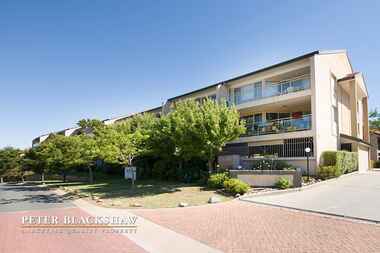 16/34 Leahy Close Narrabundah