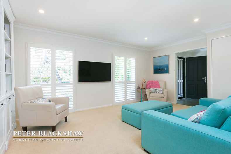 10  Percival Street Holder 10  Percival Street Holder