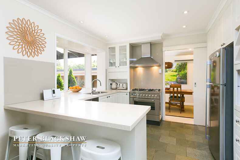 10  Percival Street Holder 10  Percival Street Holder