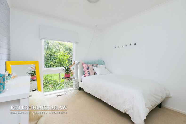 10  Percival Street Holder 10  Percival Street Holder