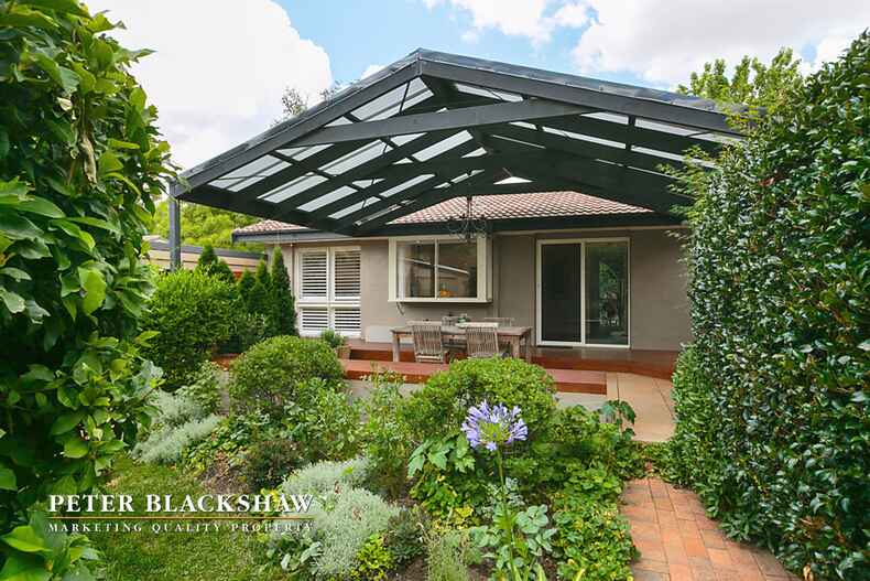 10  Percival Street Holder 10  Percival Street Holder