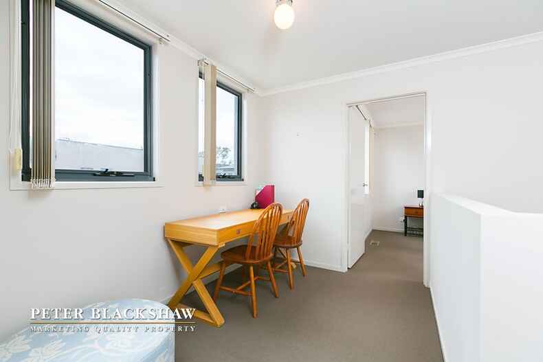 10/15 Ironbark Circuit Jerrabomberra 10/15 Ironbark Circuit Jerrabomberra