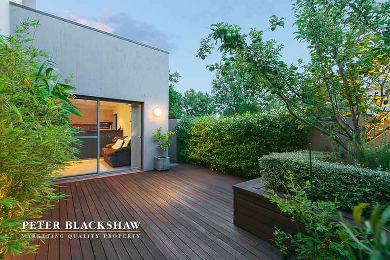 10/15 Ironbark Circuit Jerrabomberra 10/15 Ironbark Circuit Jerrabomberra