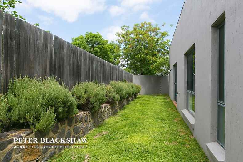 10/15 Ironbark Circuit Jerrabomberra 10/15 Ironbark Circuit Jerrabomberra