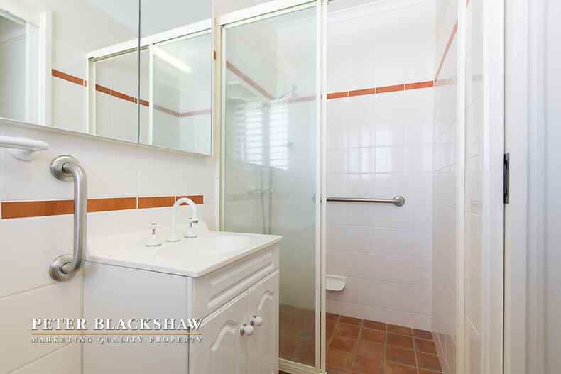 2 Glass Place Kambah 2 Glass Place Kambah