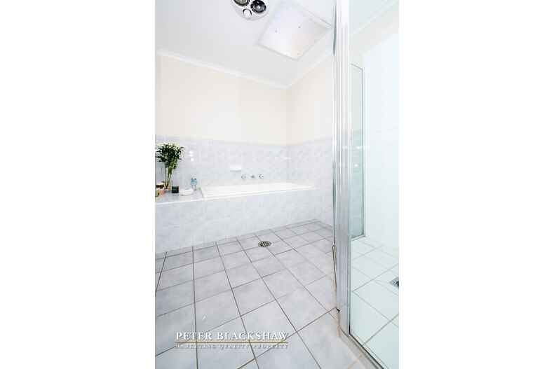 16 Pemulwuy Street Ngunnawal 16 Pemulwuy Street Ngunnawal