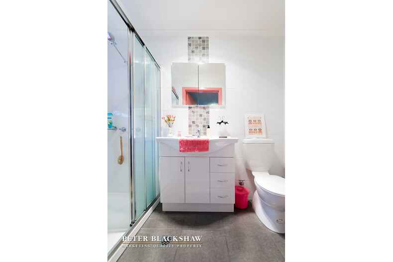 108 Carnegie Crescent Griffith 108 Carnegie Crescent Griffith