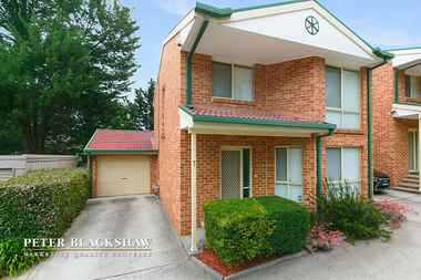 1/8B Booth Street Queanbeyan