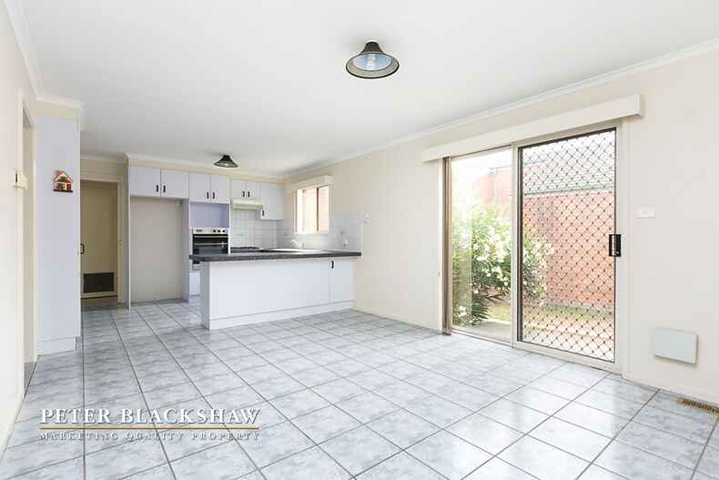 38 Magenta Square Amaroo 38 Magenta Square Amaroo