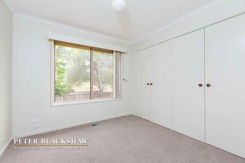 38 Magenta Square Amaroo 38 Magenta Square Amaroo