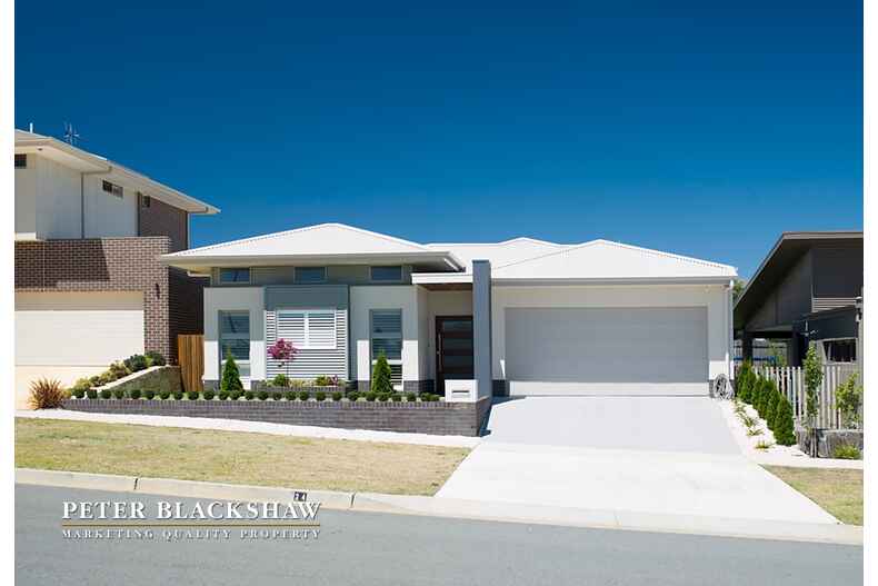 24 Langtree Crescent Crace 24 Langtree Crescent Crace