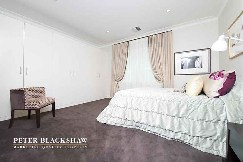 35 Euree Street Reid 35 Euree Street Reid