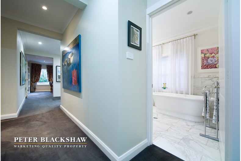 35 Euree Street Reid 35 Euree Street Reid