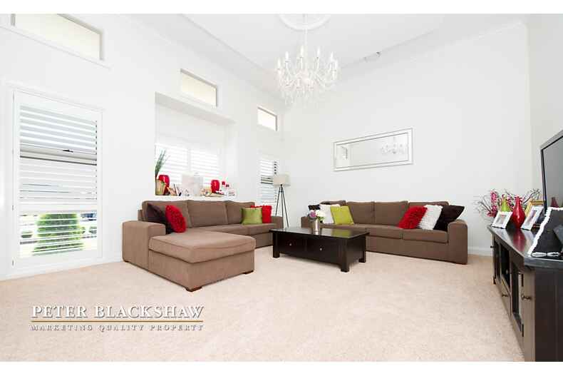 24 Langtree Crescent Crace 24 Langtree Crescent Crace